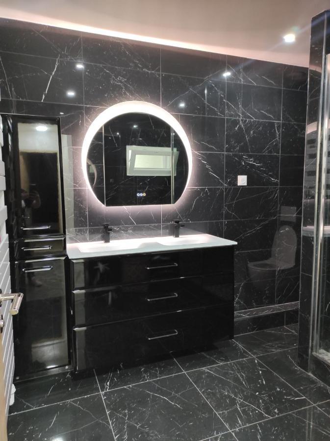 Maison Elegante Et Spacieuse * Ecouen